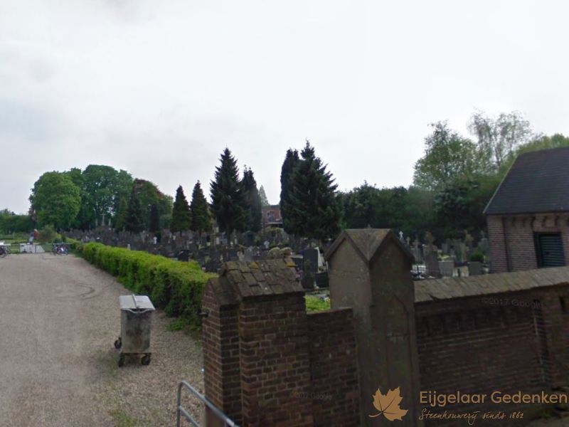 grafmonument Millingen aan de Rijn Rooms Katholieke Begraafplaats Millingen aan de Rijn