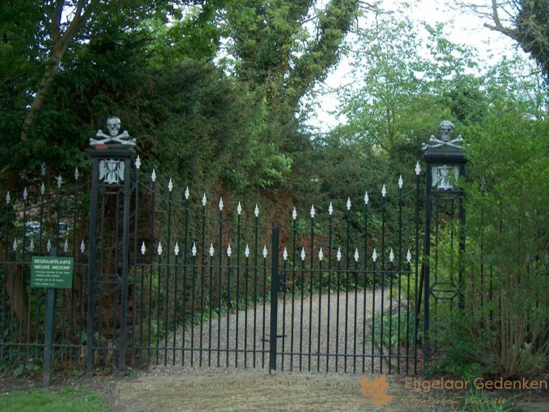 grafmonument Nieuwe Niedorp Rooms Katholieke Begraafplaats Nieuwe Niedorp