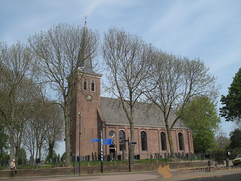 grafmonument Winsum Begraafplaats Mariakerk Winsum