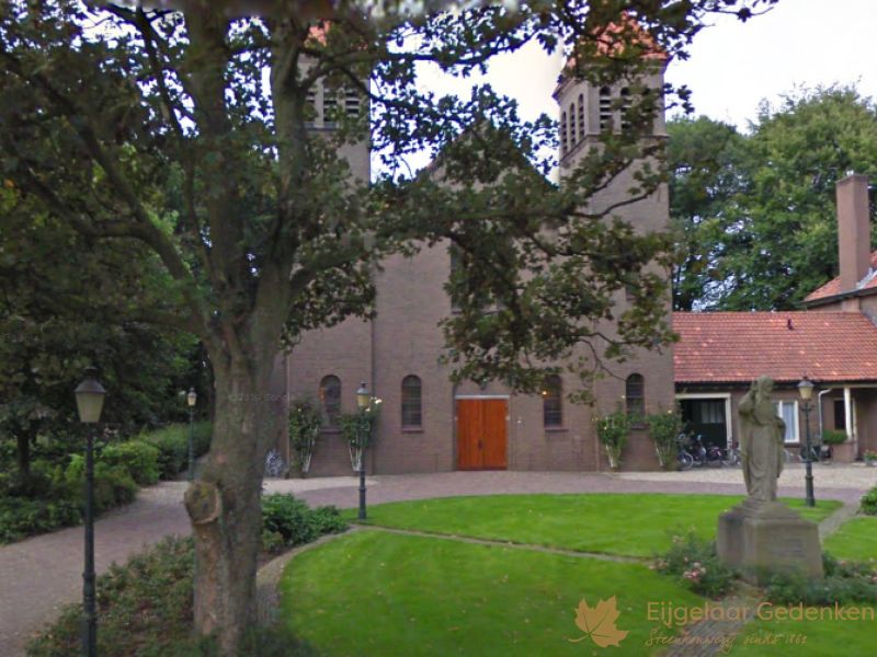 grafmonumenten Nieuw Wehl Rooms Katholieke Begraafplaats  Nieuw Wehl