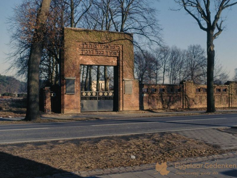 grafsteen Putte Algemene begraafplaats Putte