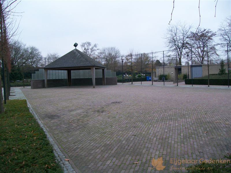 grafstenen Uden Bronkhorstsingel