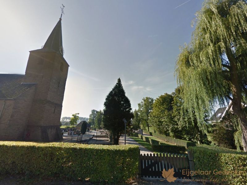grafstenen Wadenoijen Algemene Begraafplaats Wadenoijen (gemeente Tiel)