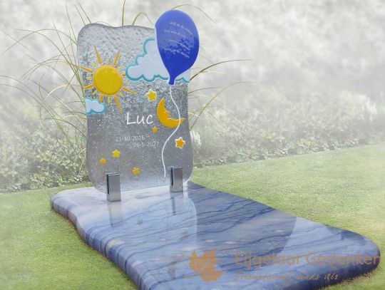 Blauw kindergrafje met ballon