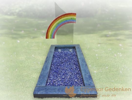 Kindergrafsteen glas met regenboog 028
