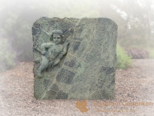 Kindermonument met engel 036