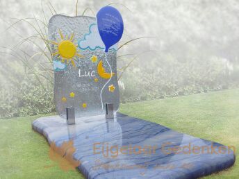 Blauw kindergrafje met ballon