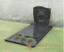 Budget golfkop grafmonument met bloemstrook en dekplaat foto 1