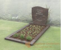 Budget grafmonument met golfkop en open gedeelte foto 1