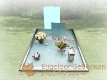 Dubbel grafmonument glas met RVS 031