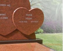 Dubbel grafmonument met harten foto 3