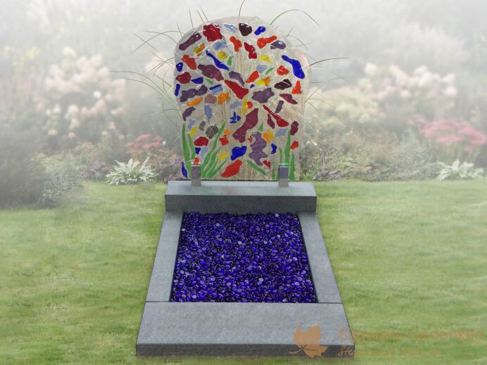 Grafmonument gekleurde glasfusion glasplaat foto 1