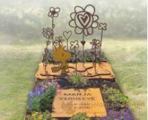 Grafmonument met bloemen van cortenstaal foto 1