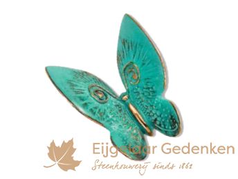 Grafornament van een bronzen vlinder S20595