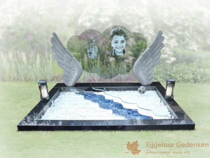 Kindergrafsteen glas met engelenvleugels 025 foto 1