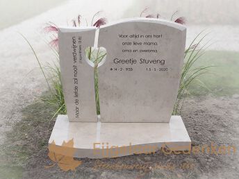 Kort grafmonument met hartje