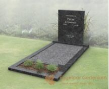 Modern budget grafmonument met open gedeelte en bloemstrook foto 1