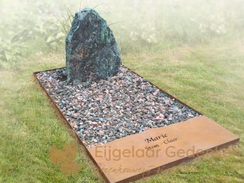 Natuurlijk grafmonument met cortenstaal omranding