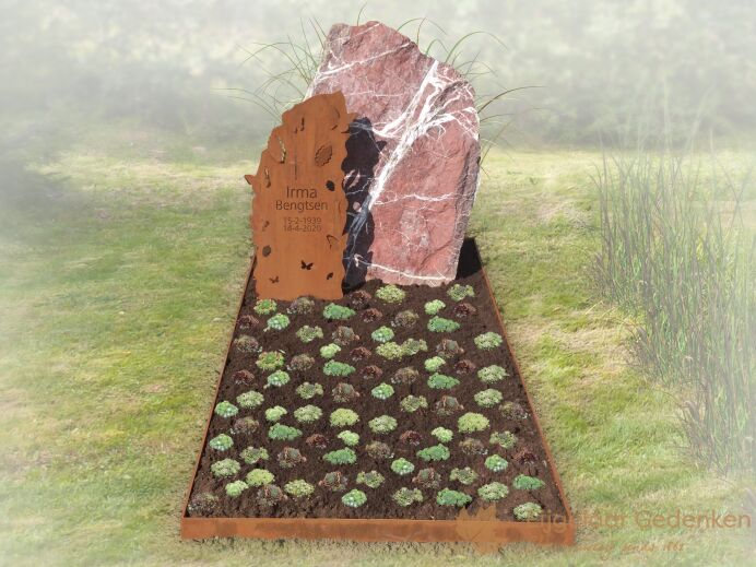 Natuurlijk rots grafmonument  foto 1