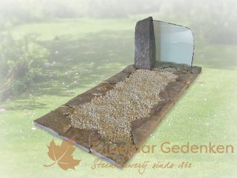 Ruw grafmonument met glas 23