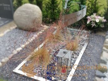 RVS grafmonument 23 met band